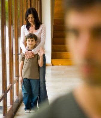 76d936cb-fatherleavingfamily.jpg