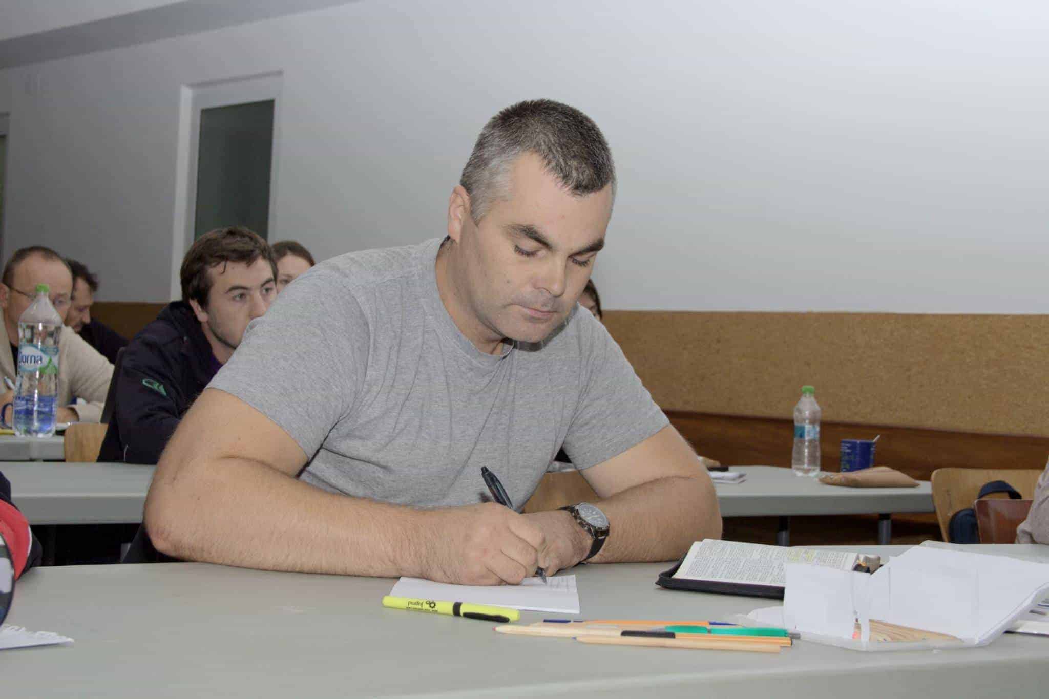 Cum să te pregătești de predică - pastorul Vlad Lecari