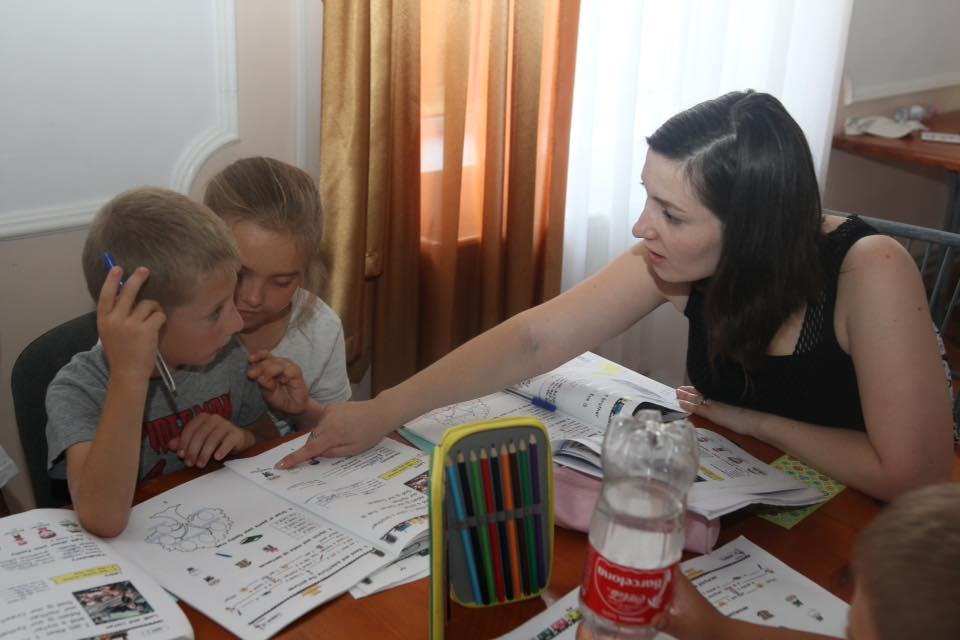 Lilia Crîlov, cursuri de engleză pentru copii Chișinău, contacte