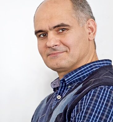 La Mulți Ani învățătorului nostru, Vasile Filat